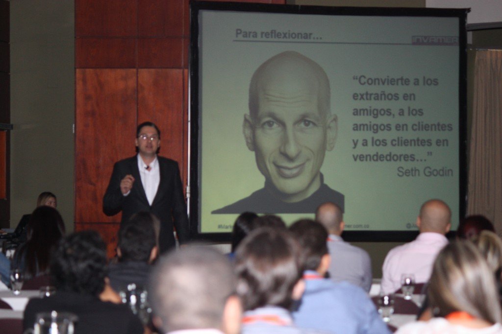 Juan Carlos Mejía Llano en conferencia Marketing Report 2013 Organizado por Asomercadeo